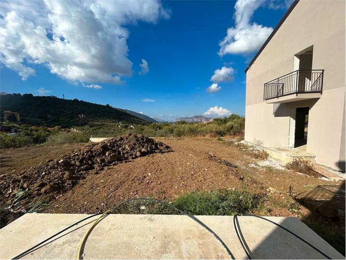 Casa con 6 locali in vendita in Piano Maglio, Piano Maglio Blandino, Altofonte