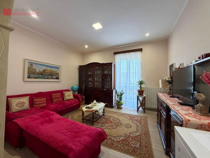 Appartamento trilocale in vendita in Via Abruzzi, Leuca, Lecce