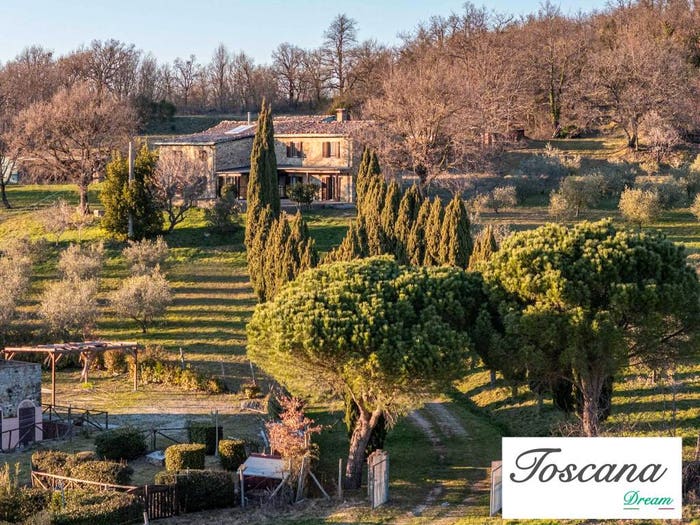 Casa con 6 locali in vendita in Strada Regionale Sarzanese Valdera, Castelnuovo di Val di Cecina