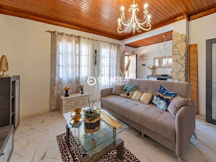 Casa quadrilocale in vendita in Via Limbara, Centro, Sinnai