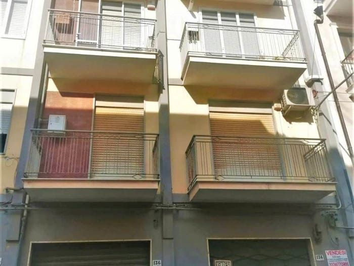 Appartamento trilocale in vendita in Via Camillo Benso di Cavour, Centro, Carlentini