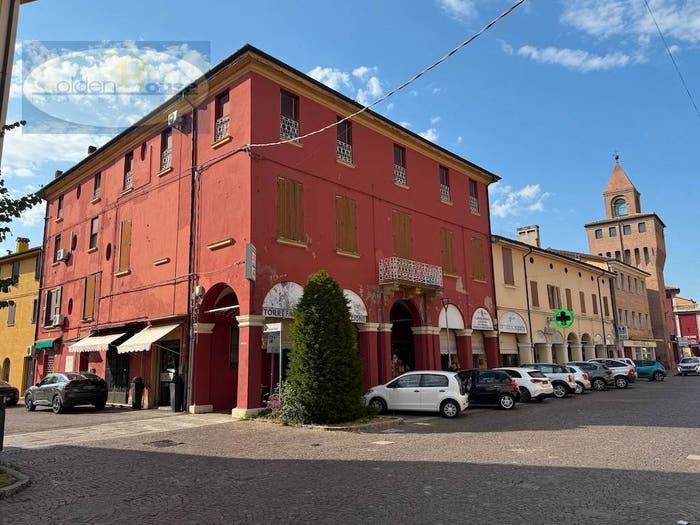 Casa quadrilocale in vendita in Corso Giuseppe Mazzini, Centro, Molinella