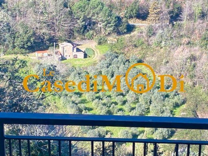 Casa con 6 locali in vendita in Via della Torre, Montecatini Val di Cecina