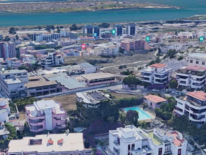 Appartamento con 5 locali in vendita in Via Dei Punici, Tuvixeddu, Cagliari