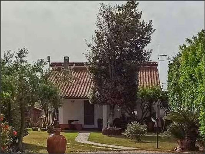Casa con 5 locali in vendita in SR PONTINA KM, Q, Latina
