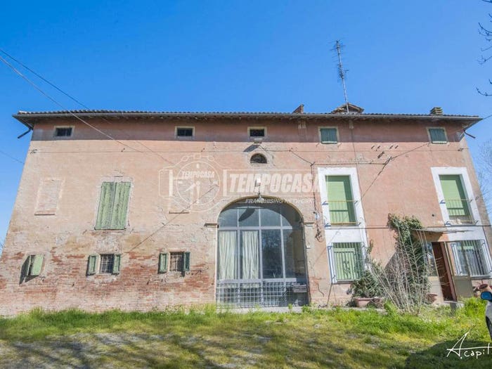 Appartamento con 6 locali in vendita in Via Pilastrello, Nonantola