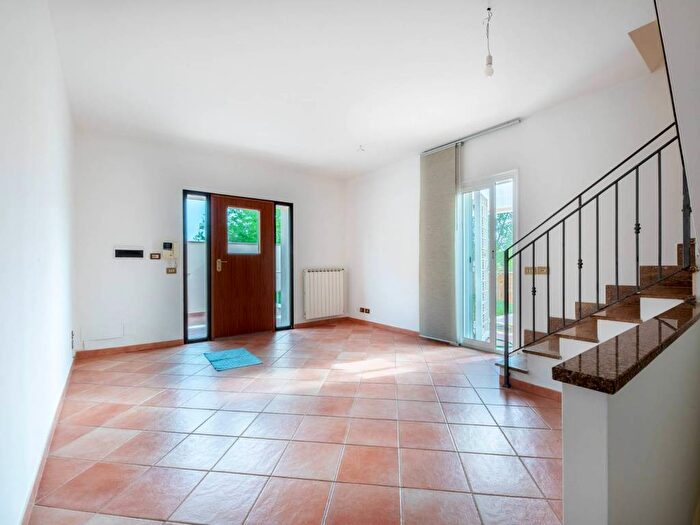 Casa quadrilocale in vendita in Via Giannino Antona Traversi, La Storta, Roma