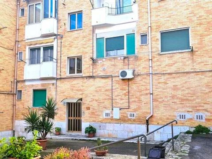 Appartamento quadrilocale in vendita in Via Giustino Fortunato, Centro, Matera