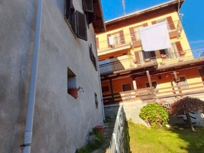 Appartamento trilocale in vendita in Frazione Crosa, Maglionecrosa, Vallanzengo