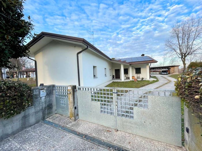 Casa con 5 locali in vendita in Pasiano, Pasiano di Pordenone