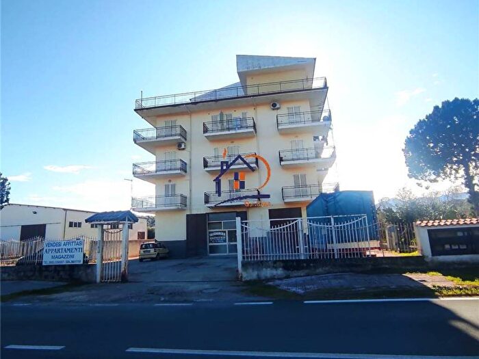 Appartamento trilocale in vendita in Contrada Lacuna, Amica, CoriglianoRossano