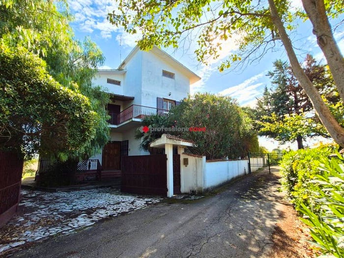 Casa con 5 locali in vendita in Via Leone XIII, Rione Martucci Diaz, Foggia