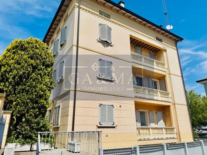 Appartamento bilocale in vendita in Strada del Prato, Centro Storico, Parma
