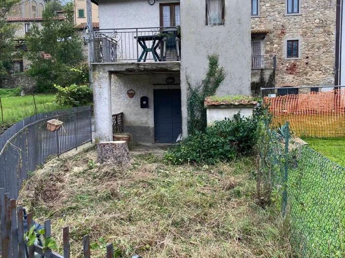 Casa con 6 locali in vendita in Loc Zenna No Number, Castel Focognano