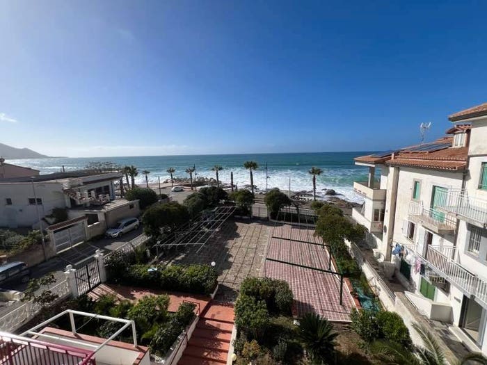 Casa trilocale in vendita in Viale dei Cantieri Navali, Santa Maria, Castellabate