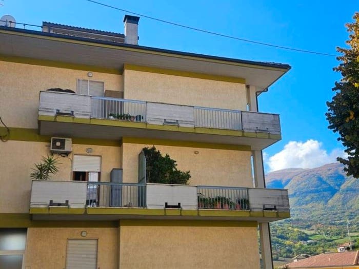 Appartamento quadrilocale in vendita in Via Genova, Centro, Folignano