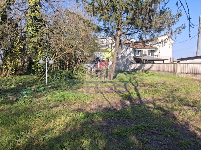Casa con 6 locali in vendita in VIA VALMONTANA, Centro, Monticelli d'Ongina