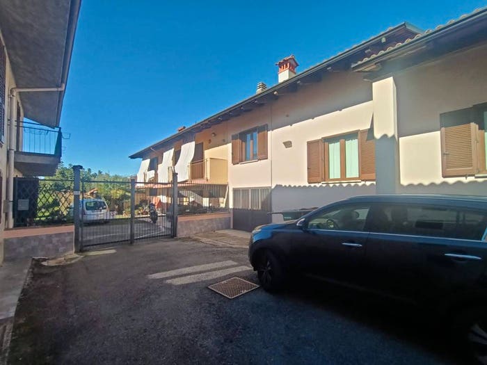 Casa con 6 locali in vendita in Piazza del Torchio, Ciconio