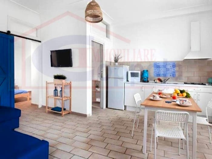 Appartamento trilocale in vendita in Via Marina Grande, Sorrento