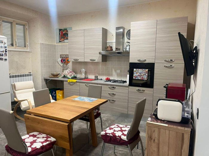 Appartamento trilocale in vendita in Via Monte Grappa, Centro, Nettuno