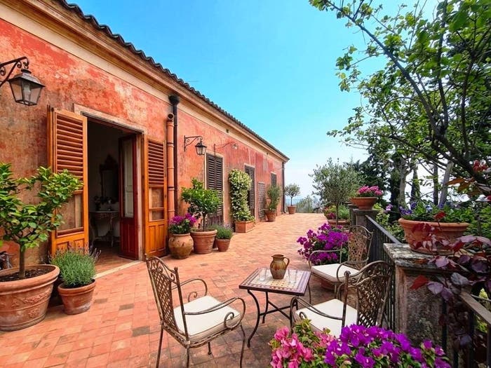 Casa con 6 locali in vendita in Via delle Acacie, Centro, Giarre