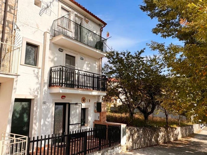 Appartamento trilocale in vendita in Via Sole, Ateleta