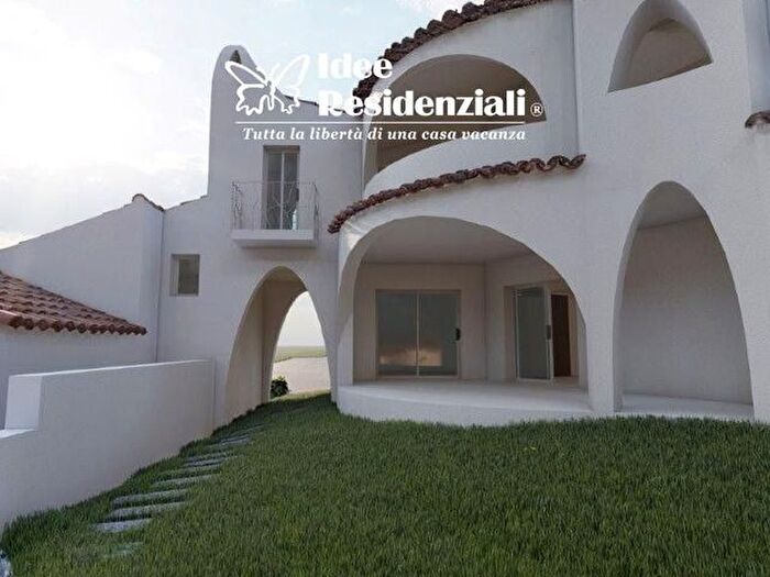 Appartamento quadrilocale in vendita in Via del Giglio, Olbia