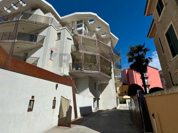 Appartamento con 5 locali in vendita in Centro, Lanciano