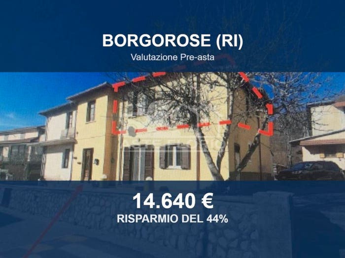 Appartamento trilocale in vendita in Via San Francesco, Corvaro, Borgorose