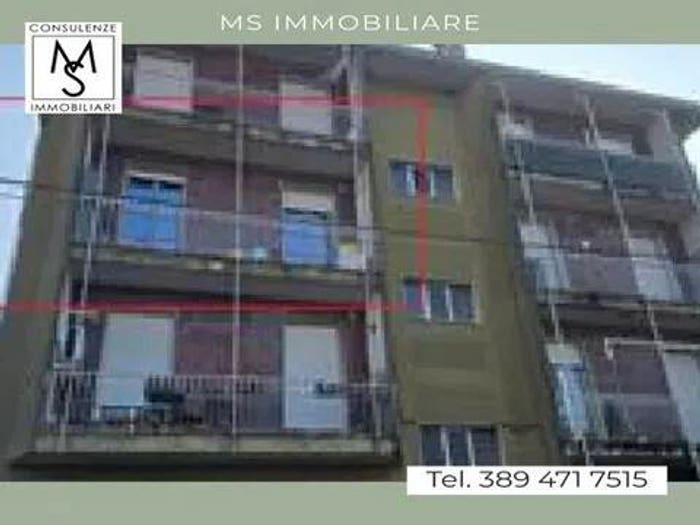 Appartamento trilocale in vendita in Via Iv Novembre, Centro, Lonate Pozzolo