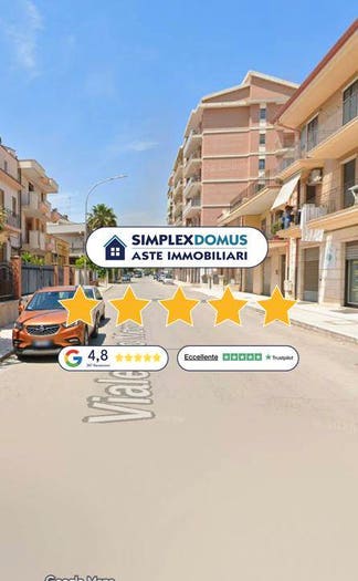 Appartamento con 5 locali in vendita in Viale Aldo Moro, Apricena