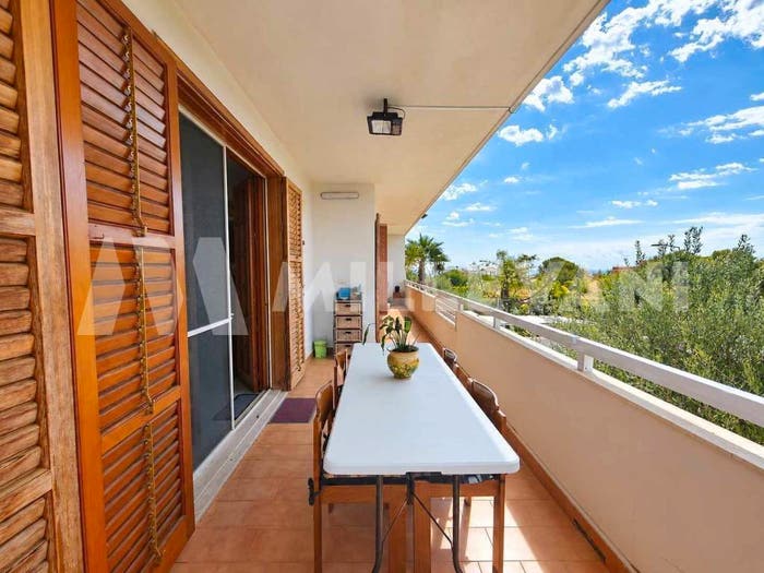 Appartamento con 6 locali in vendita in Via Caduti di Nassiriya, Pozzallo