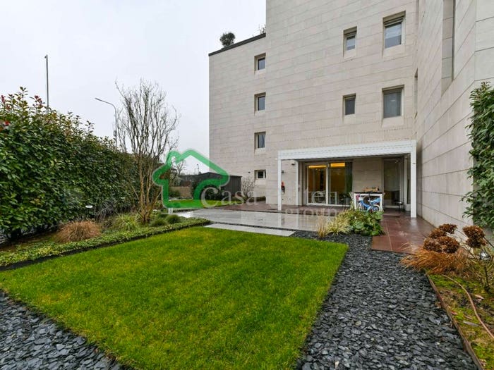 Appartamento quadrilocale in vendita in Viale Italia, San Bernardo Olmo, Lodi