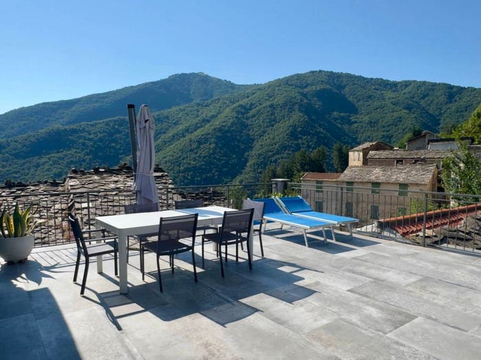 Appartamento trilocale in vendita in Via Camillo Benso di Cavour, Centro, Rezzo