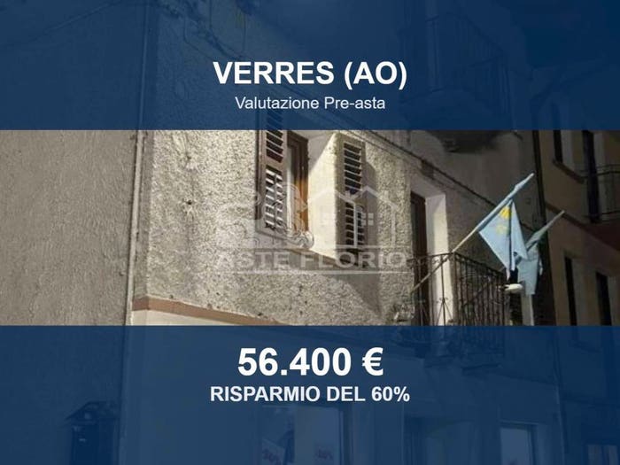 Appartamento con 5 locali in vendita in Via Duca D'Aosta, Centro, Verrès