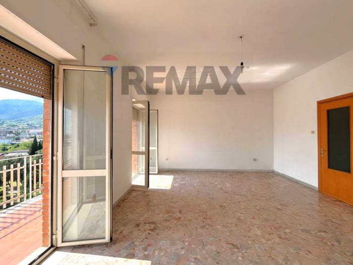 Appartamento con 5 locali in vendita in via Aldo Moro, Piedimonte Matese