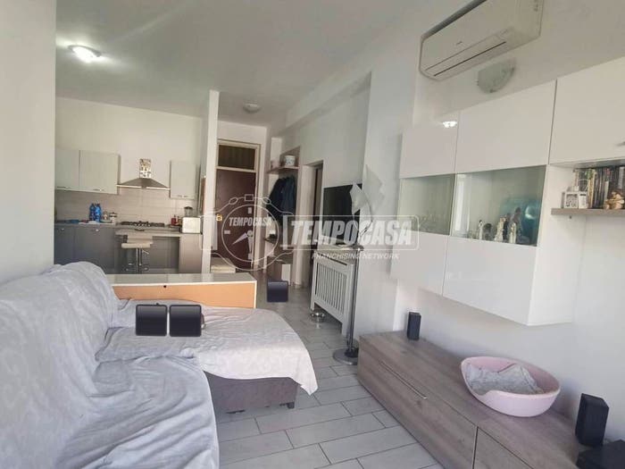 Appartamento con 5 locali in vendita in Via Roma, Centro, Villafranca Tirrena