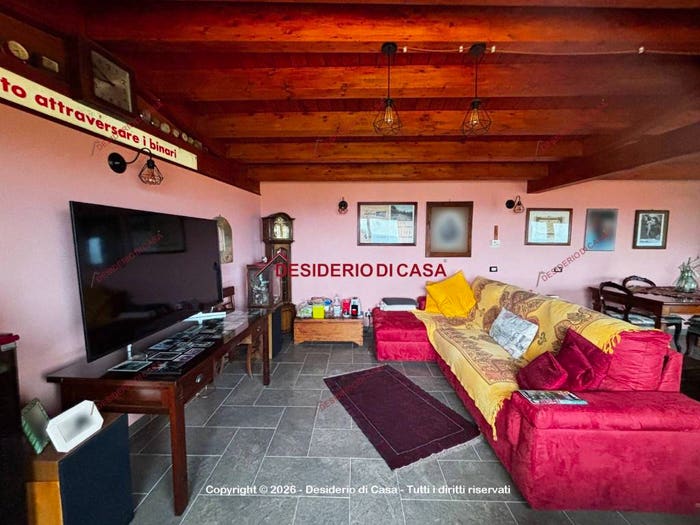 Casa trilocale in vendita in Via Statale, Gioiosa Marea