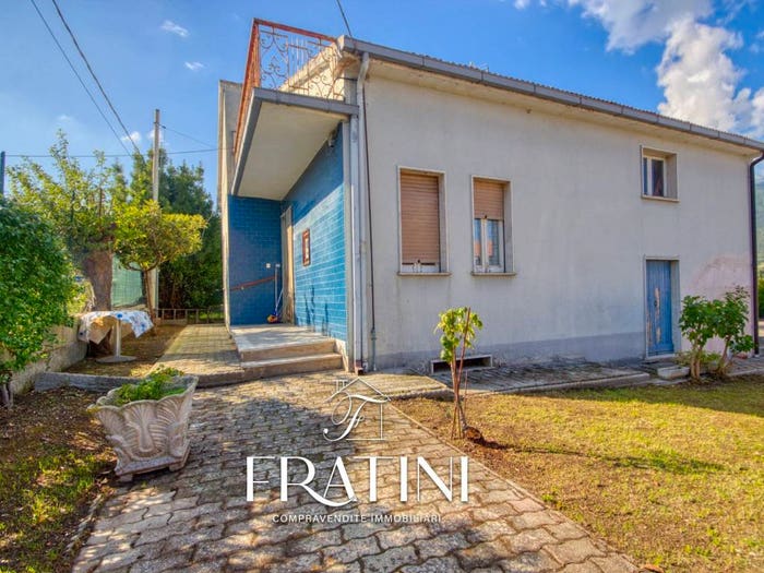Casa con 6 locali in vendita in Frazione Sant'Andrea, Sant'andrea, Civitella del Tronto