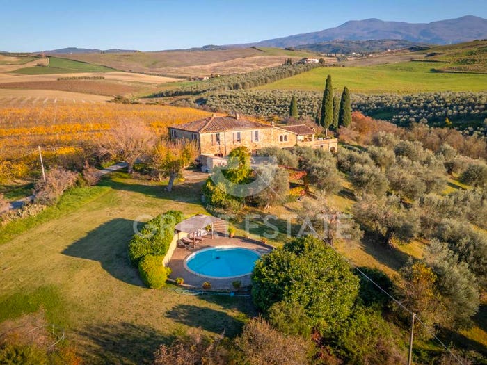 Casa con 6 locali in vendita in Via Fratelli Cervi, Montenero, Castel del Piano