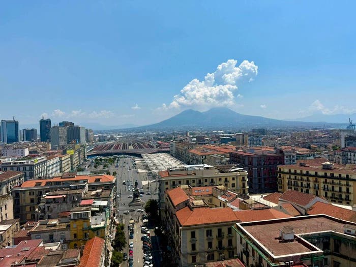 Appartamento trilocale in vendita in Via dell'Annunziata, Tribunali, Napoli
