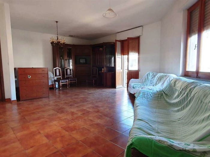 Appartamento quadrilocale in vendita in Via Gialeto, Centro, Tortolì