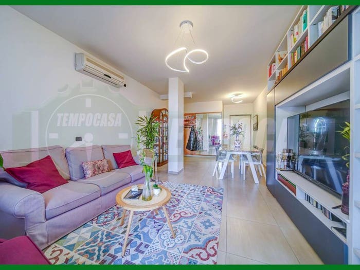 Appartamento trilocale in vendita in Via De Rizzoli, Crenna Bettolino, Gallarate