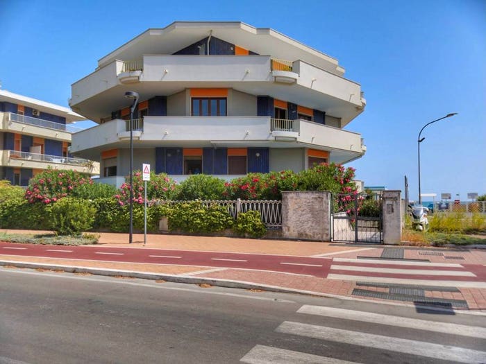 Casa quadrilocale in vendita in Viale Primo Vere, Pineta, Pescara