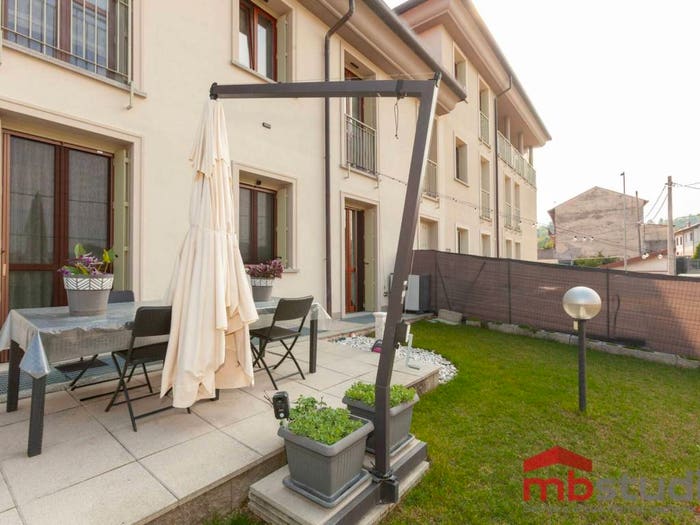 Appartamento trilocale in vendita in Via Aprile, Gornate Olona, GornateOlona