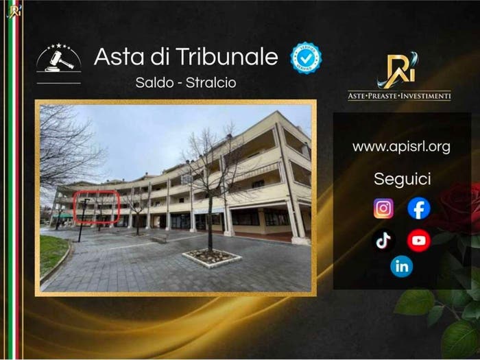 Appartamento trilocale in vendita in Via Alessandro del Vita, Prima Periferia, Arezzo
