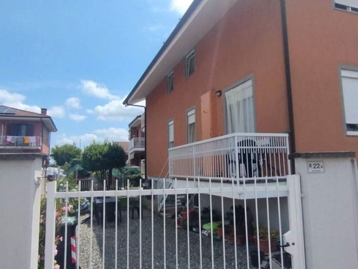 Appartamento trilocale in vendita in Via Cesare Pavese, Centro, San Francesco al Campo