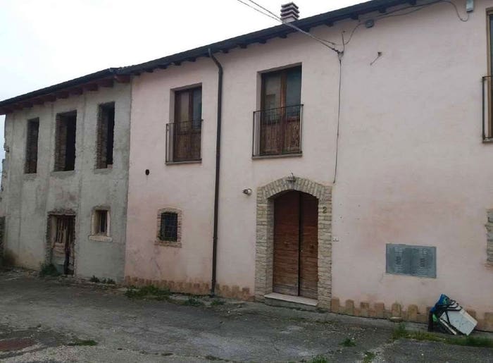 Appartamento quadrilocale in vendita in Via Fonte Nuova, Magliano De'Marsi, Magliano de' Marsi