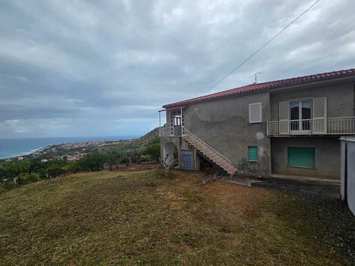 Appartamento quadrilocale in vendita in Contrada Riviere, Cucco Riviere, Diamante
