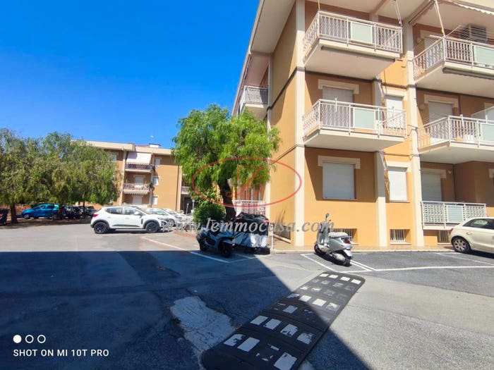 Appartamento trilocale in vendita in Via Diano Castello, Centro, Diano Marina